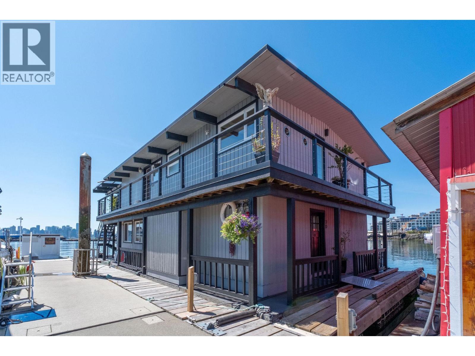 A27 415 W Esplanade Avenue, North Vancouver, British Columbia  V7M 1A6 - Photo 31 - R3128647