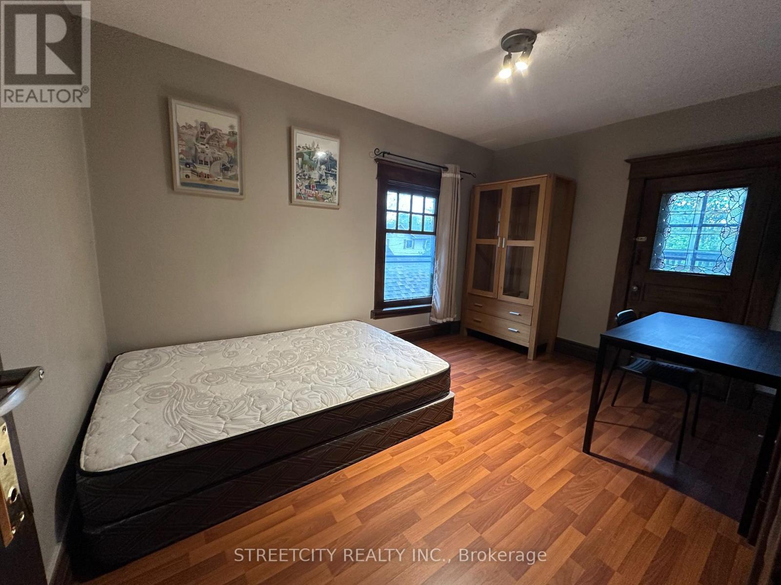 Main Floor/ Upper Floor - 17 St. Andrew Street, London North, Ontario  N6H 1Z4 - Photo 19 - X13177356