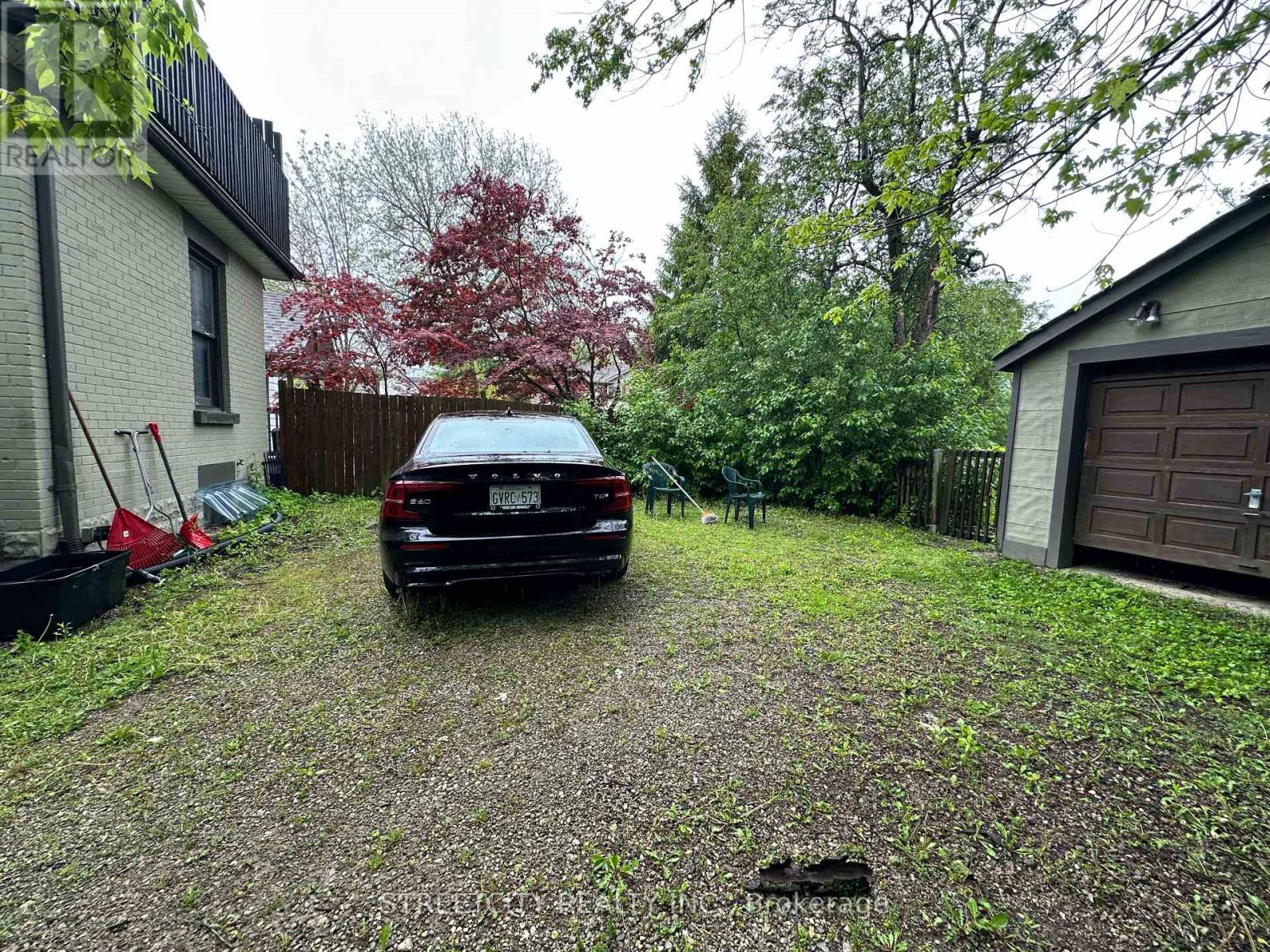 Main Floor/ Upper Floor - 17 St. Andrew Street, London North, Ontario  N6H 1Z4 - Photo 26 - X13177356