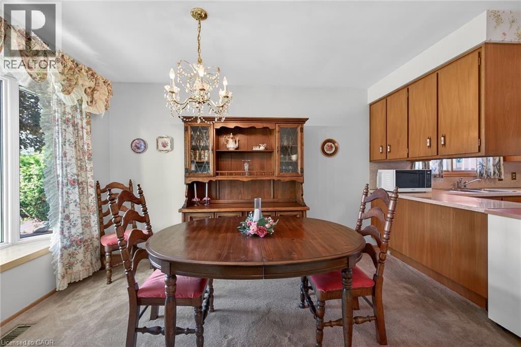 38 Tyrone Drive, Hamilton, Ontario  L9C 2M7 - Photo 12 - 40834059