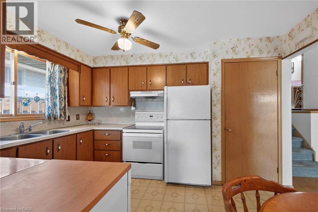 38 Tyrone Drive, Hamilton, Ontario  L9C 2M7 - Photo 16 - 40834059
