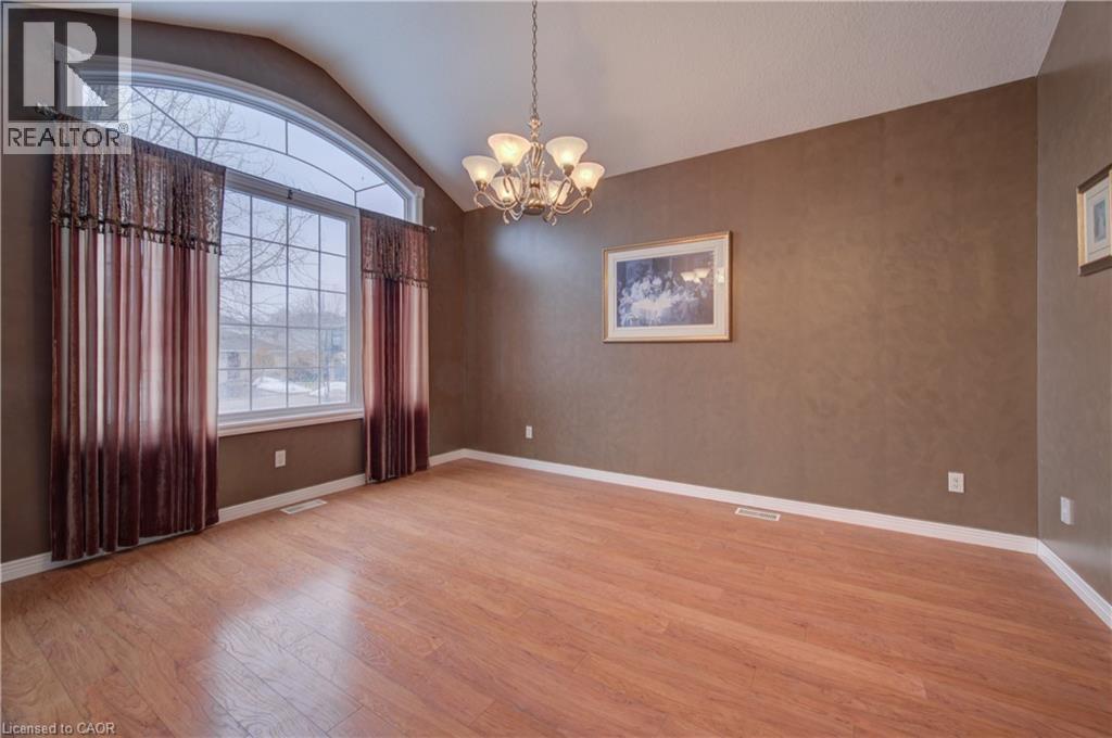 11 Carolinian Lane, Cambridge, Ontario  N1S 5B5 - Photo 6 - 40833933