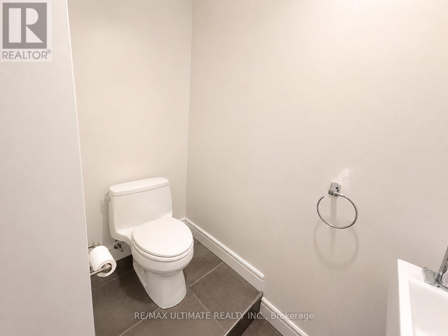2nd & 3rd Floor - 702 Queen Street W, Toronto, Ontario  M6J 1E7 - Photo 14 - C13184276