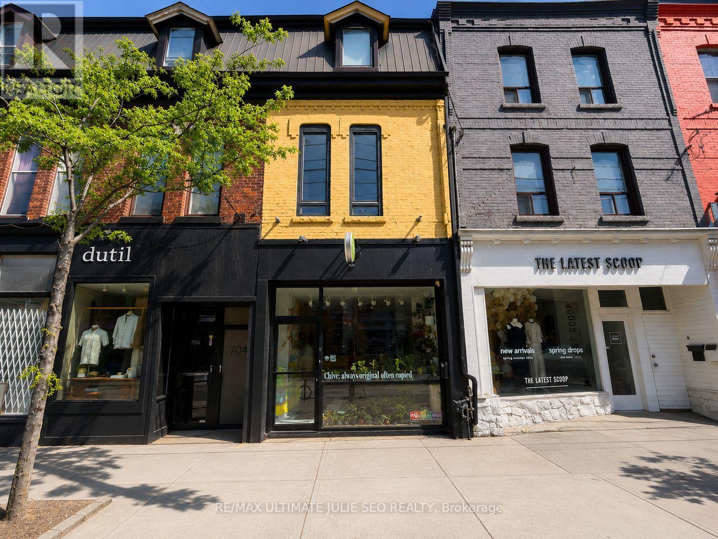 2ND & 3RD FLOOR - 702 QUEEN STREET W, Toronto, Ontario