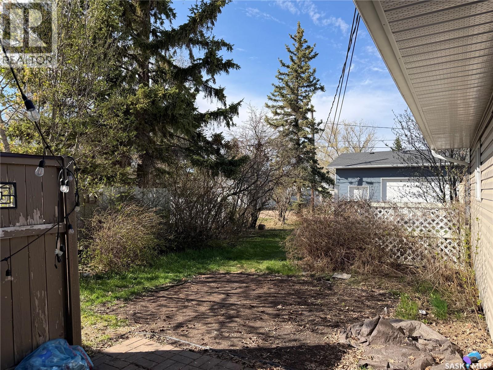 110 Hatton Avenue E, Melfort, Saskatchewan  S0E 1A0 - Photo 3 - SK030774