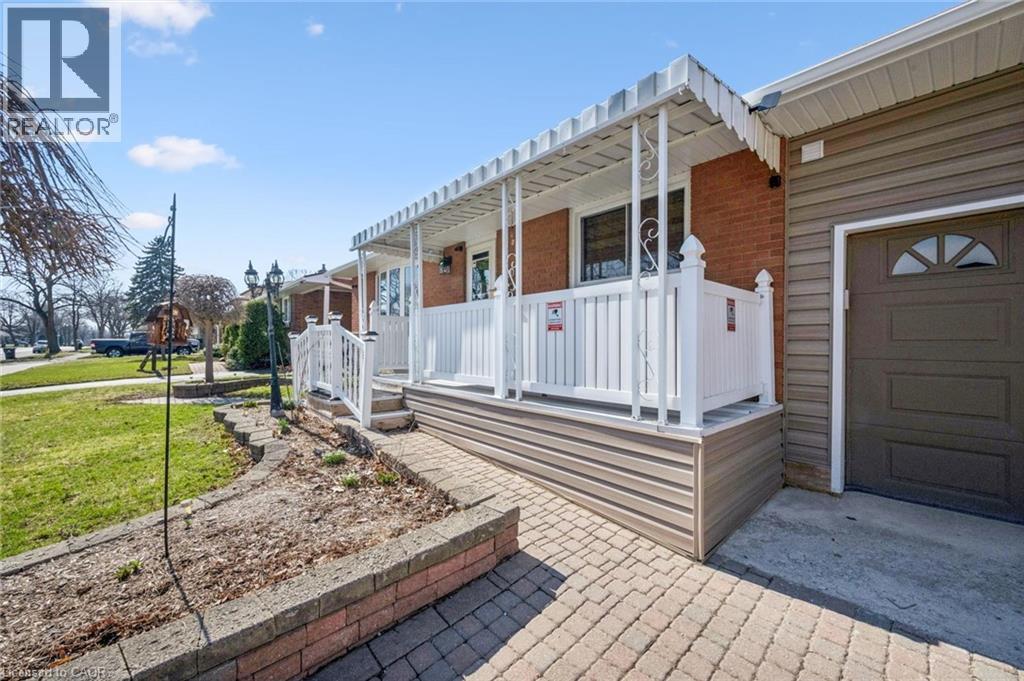 120 Lorraine Avenue, Kitchener, Ontario  N2B 2N2 - Photo 4 - 40833766