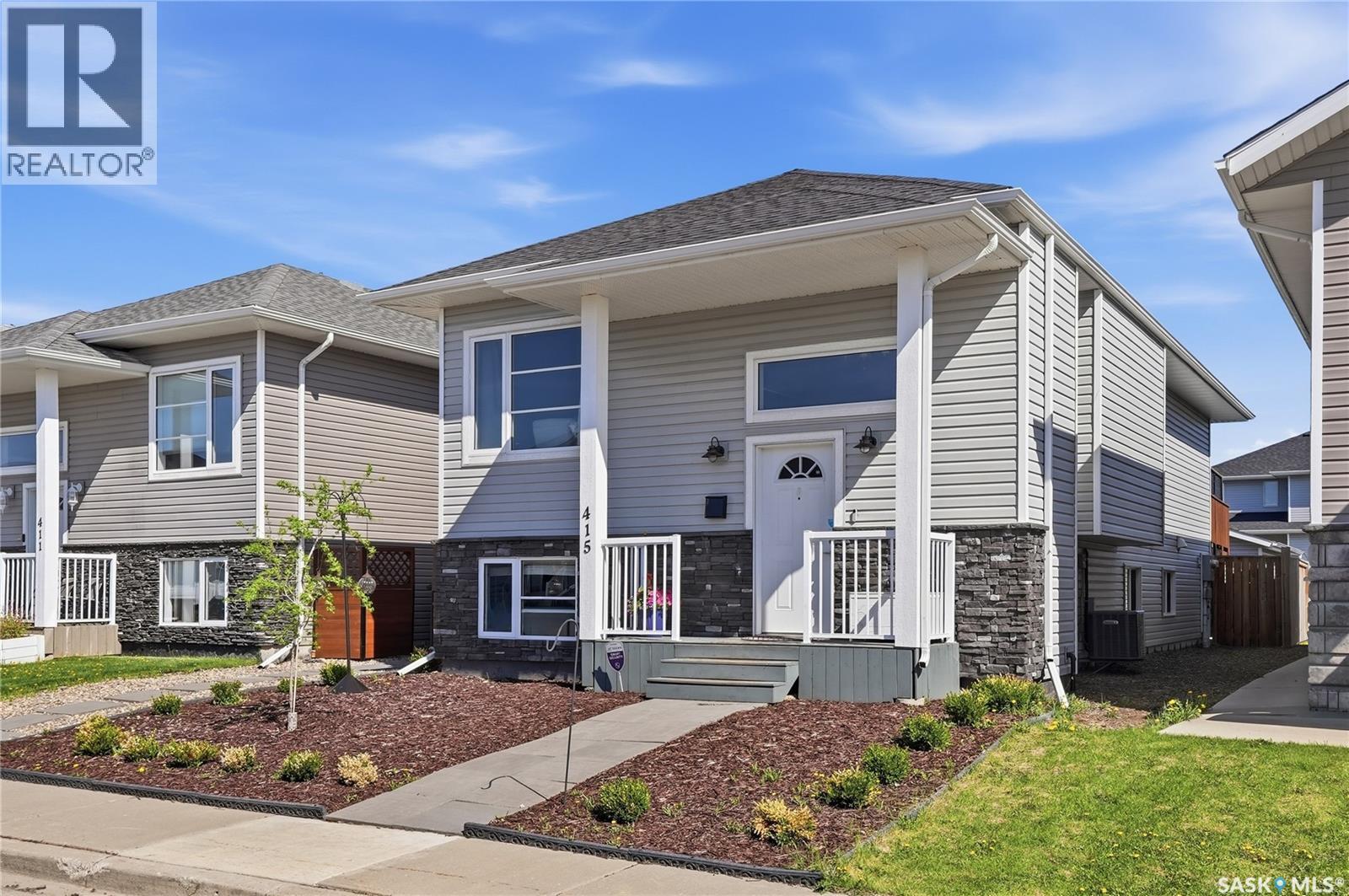 415 Boykowich Street, Saskatoon, Saskatchewan  S7W 0B8 - Photo 3 - SK037287