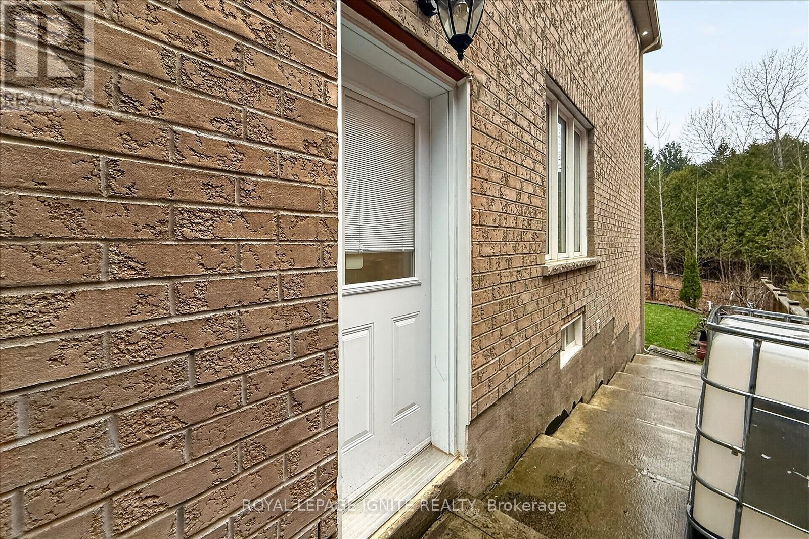 1575 Winville Road, Pickering, Ontario  L1X 0C6 - Photo 43 - E13196036