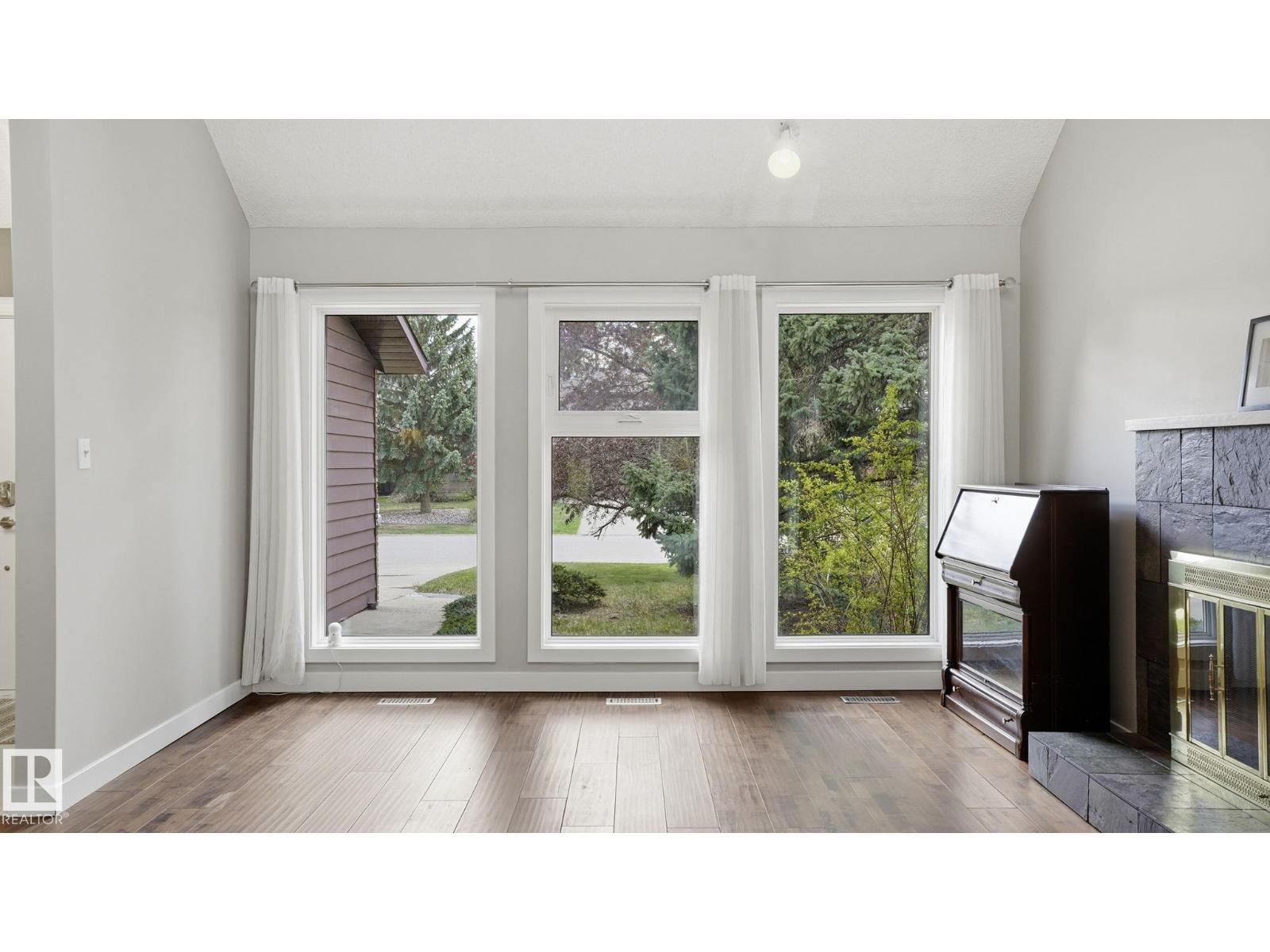 303 Westridge Rd Nw, Edmonton, Alberta  T5T 1C4 - Photo 6 - E4489945