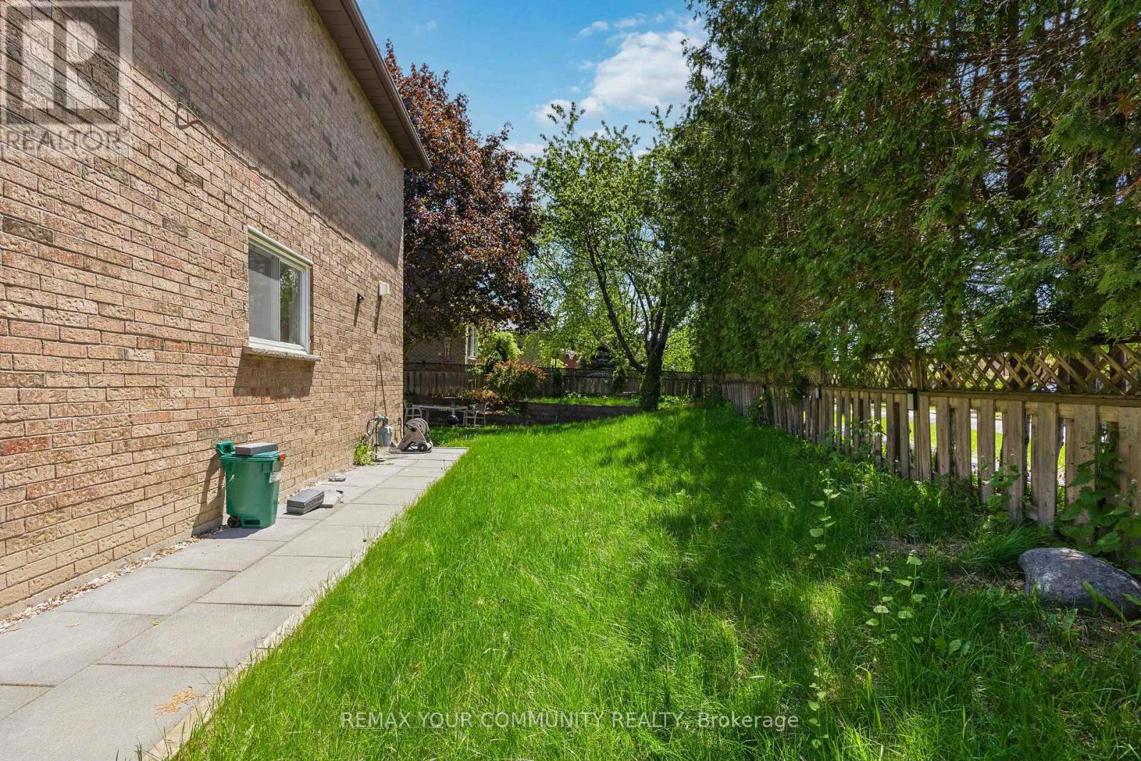 251 Osmond Crescent, Newmarket, Ontario  L3Y 7L3 - Photo 33 - N13195864