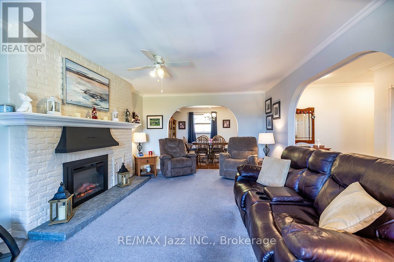 835 Cedar Glen Road, Kawartha Lakes, Ontario  K0M 1L0 - Photo 14 - X13196622