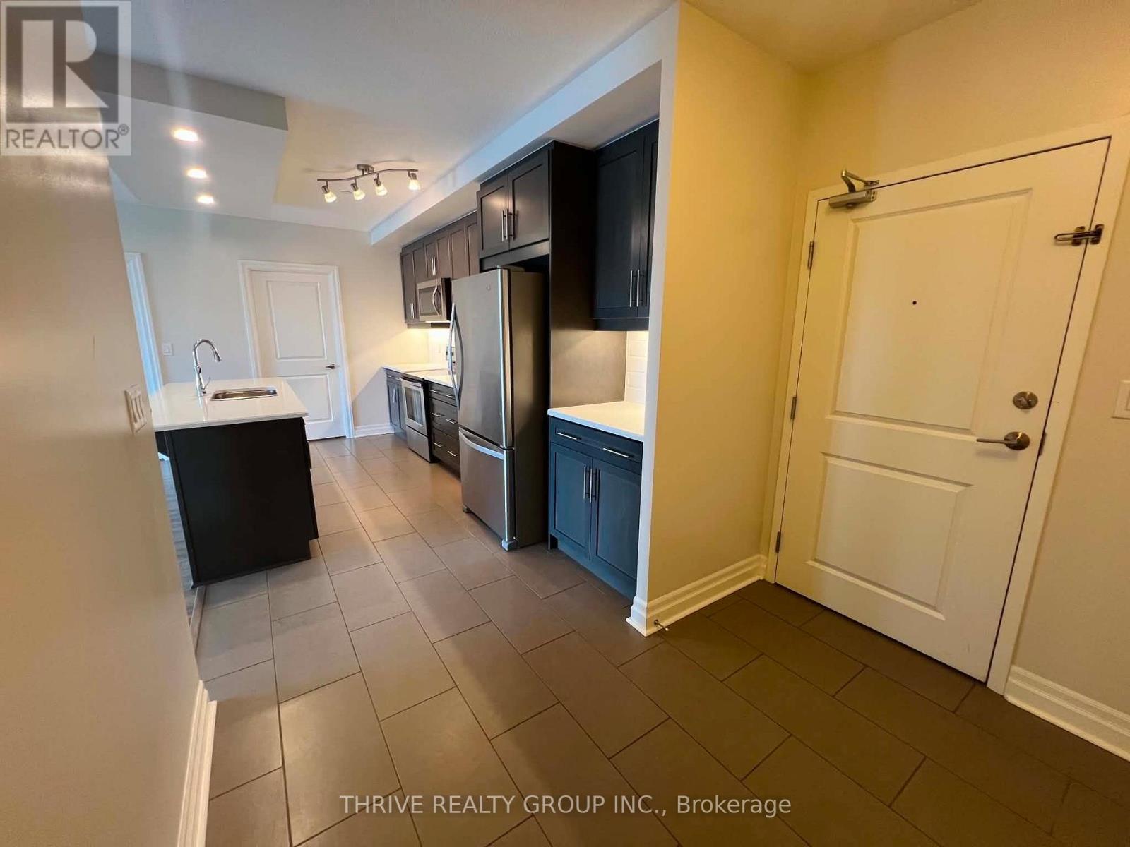 707 - 260 Villagewalk Boulevard, London North, Ontario  N6G 0W6 - Photo 3 - X13197062