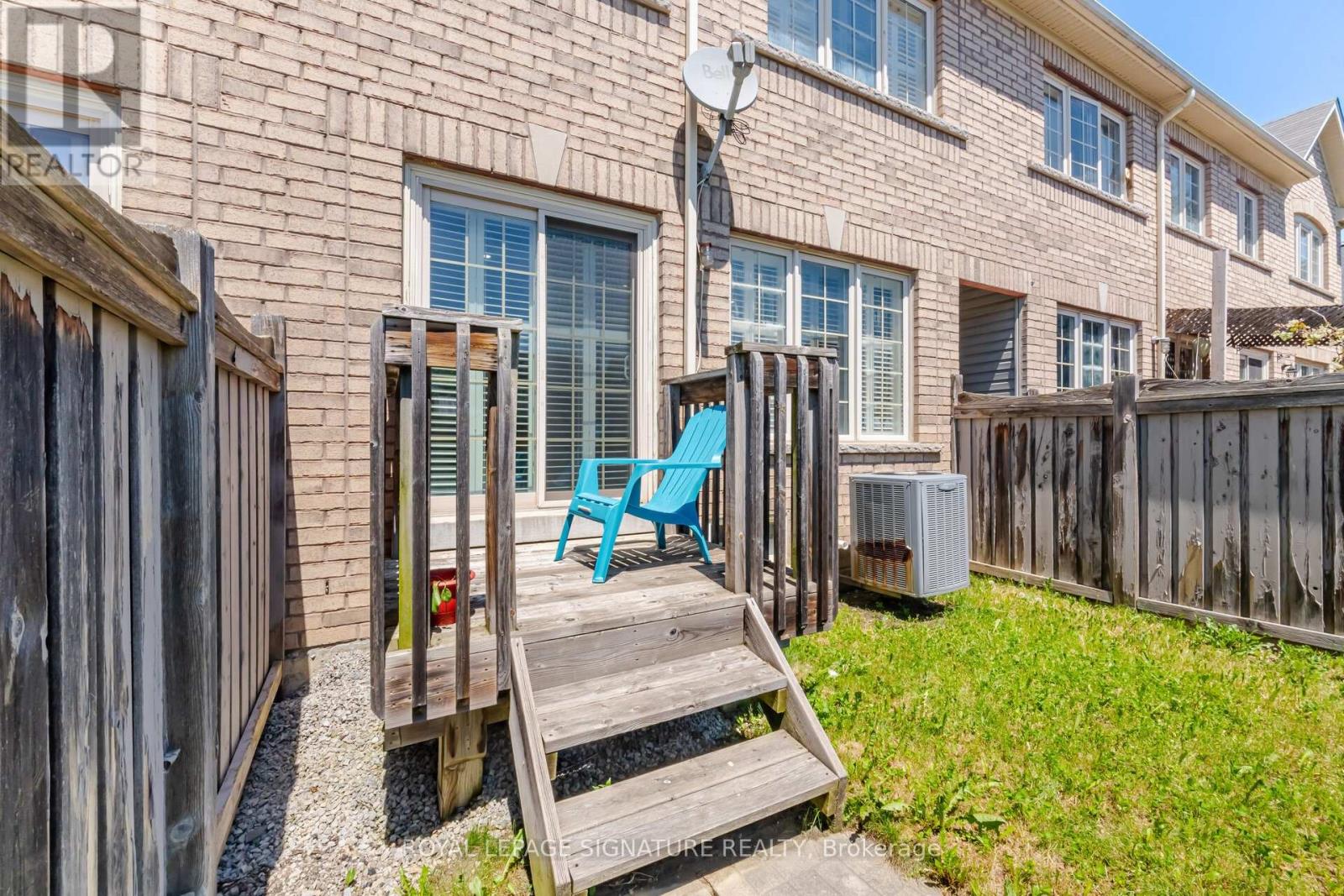 33 Bay Breeze Drive, Brampton, Ontario  L6R 0M1 - Photo 35 - W13195684