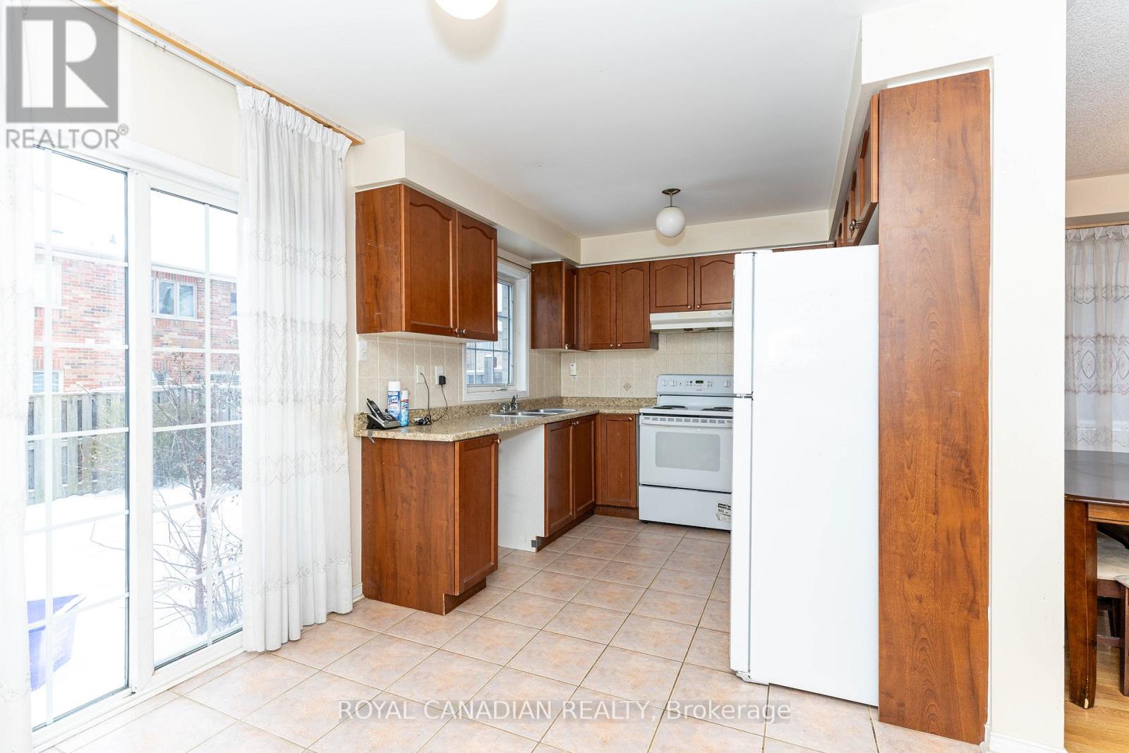 101 Crystalview Crescent, Brampton, Ontario  L6P 2S2 - Photo 14 - W13195876