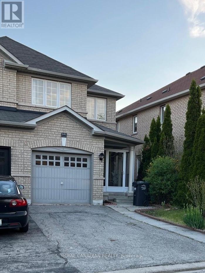 101 Crystalview Crescent, Brampton, Ontario  L6P 2S2 - Photo 2 - W13195876