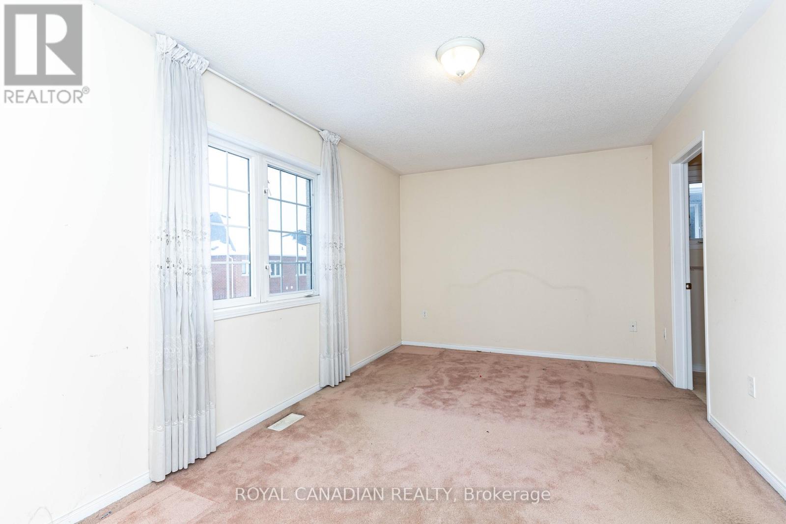 101 Crystalview Crescent, Brampton, Ontario  L6P 2S2 - Photo 23 - W13195876