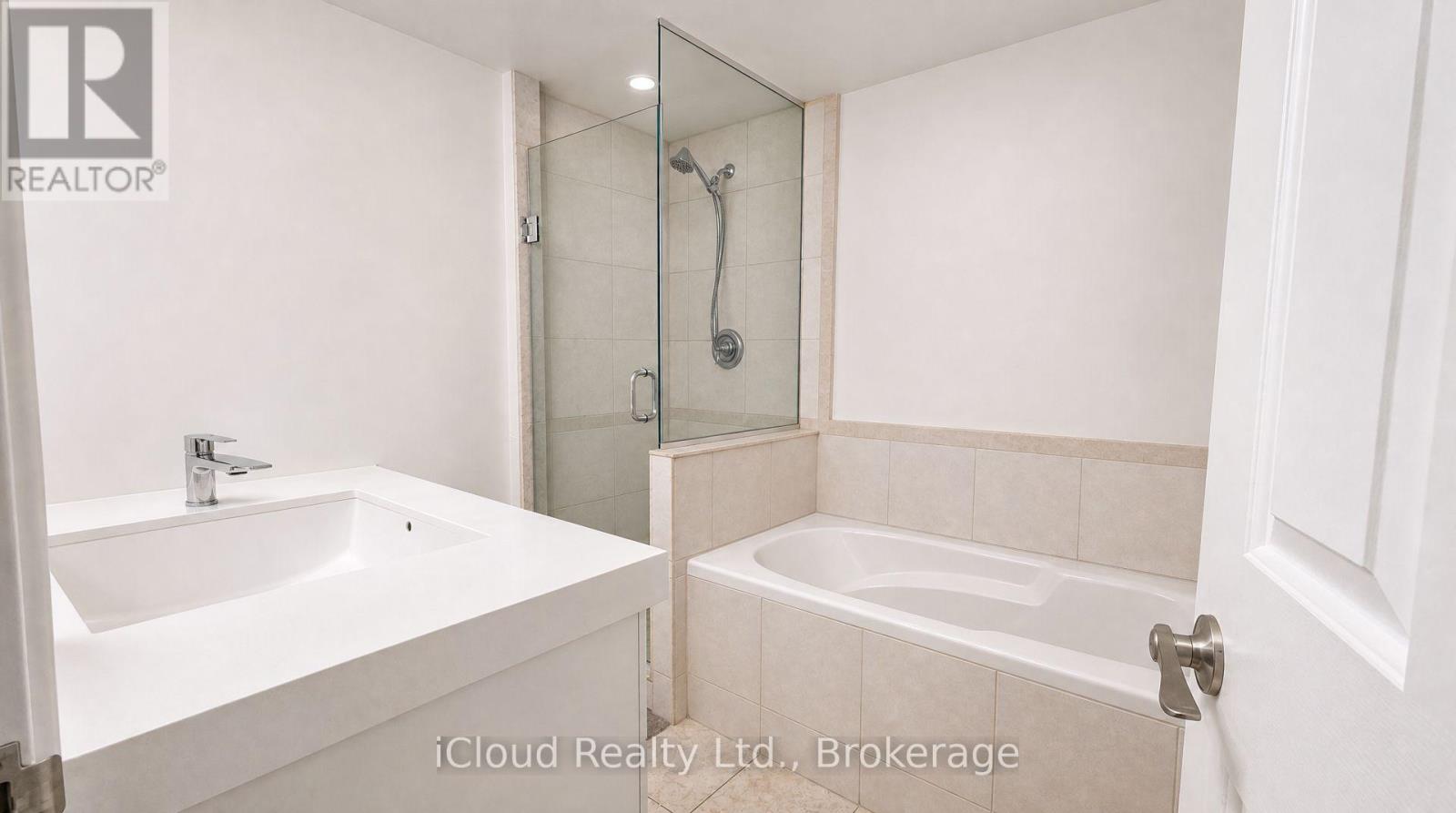302 - 101 Subway Crescent, Toronto, Ontario  M9B 6K4 - Photo 9 - W13195994