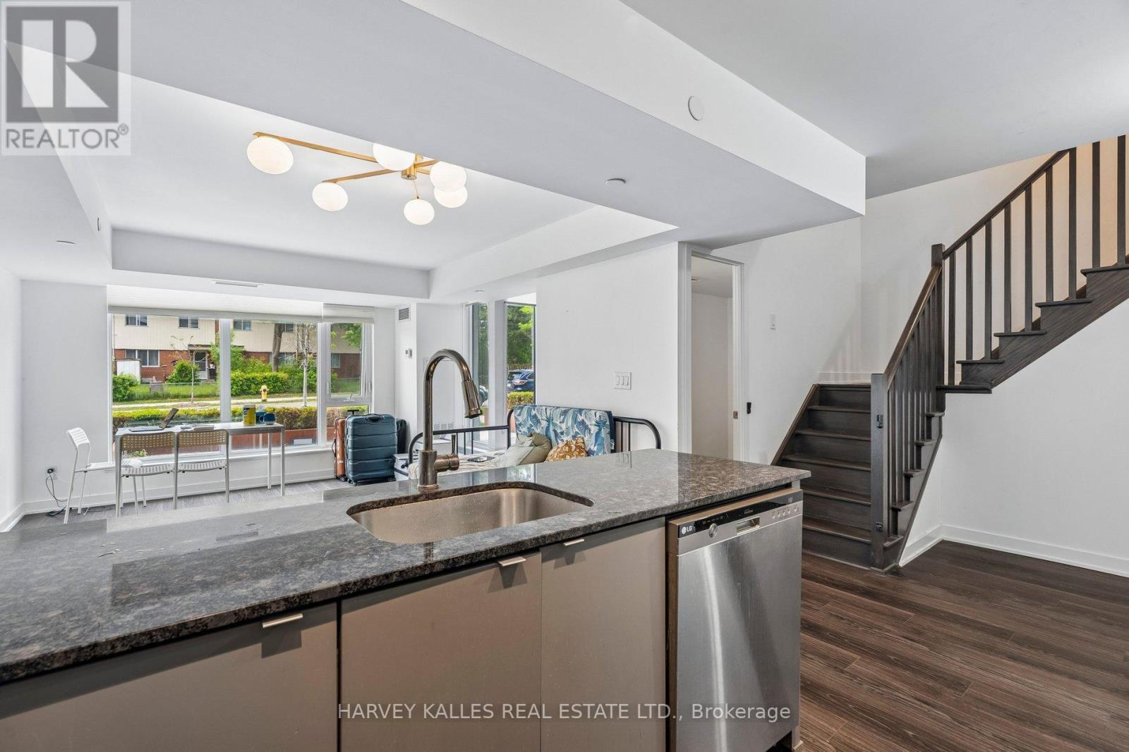 Th104 - 152 Flemington Road, Toronto, Ontario  M6A 2P3 - Photo 20 - W13196142