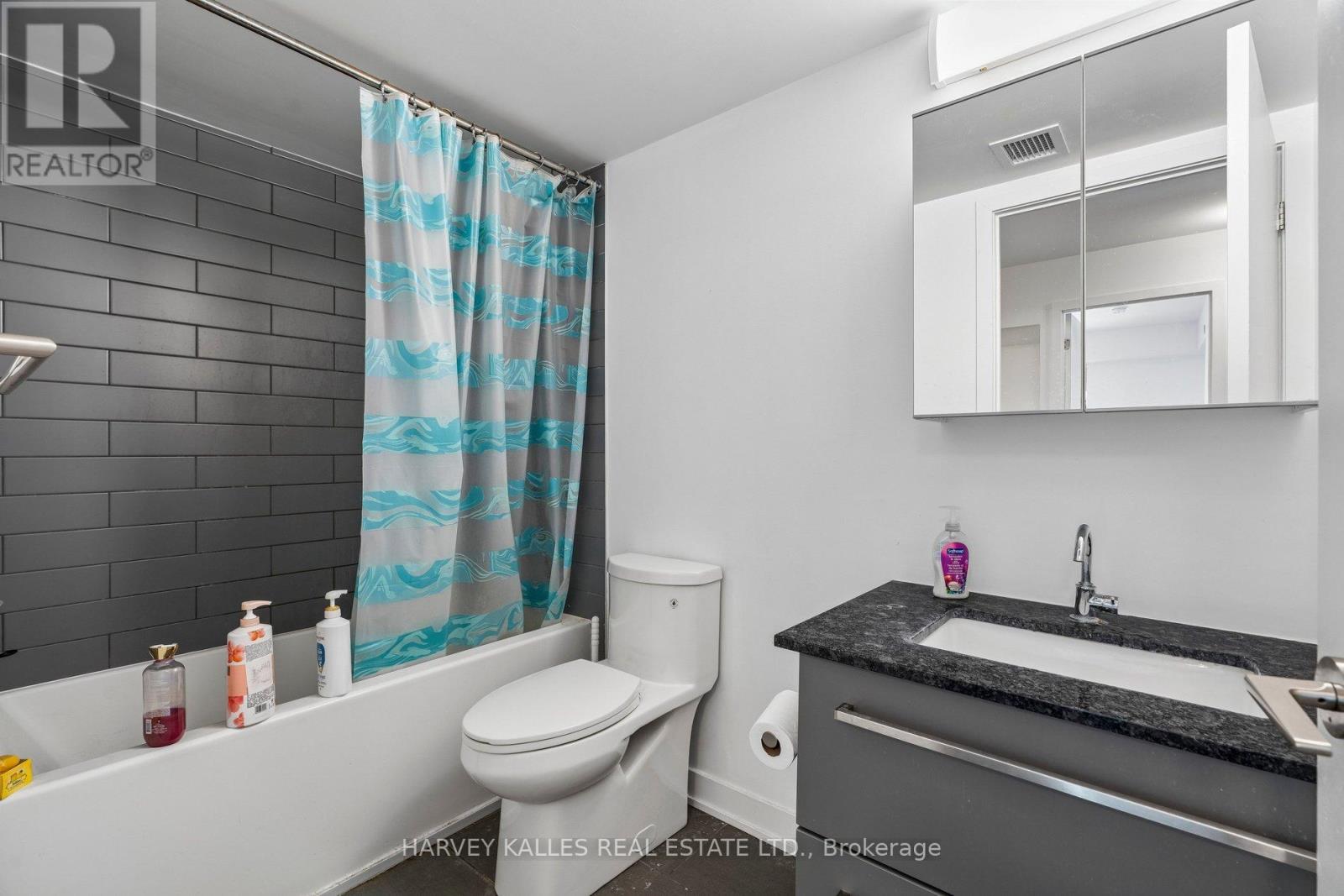 Th104 - 152 Flemington Road, Toronto, Ontario  M6A 2P3 - Photo 30 - W13196142