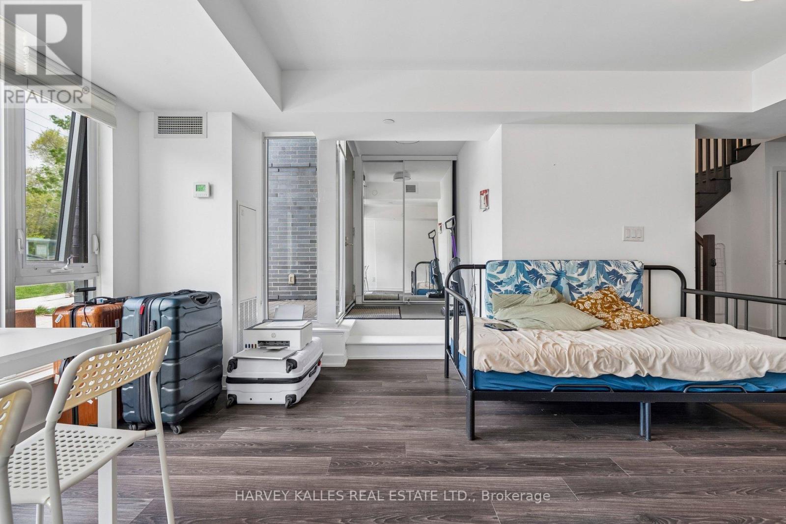 Th104 - 152 Flemington Road, Toronto, Ontario  M6A 2P3 - Photo 7 - W13196142
