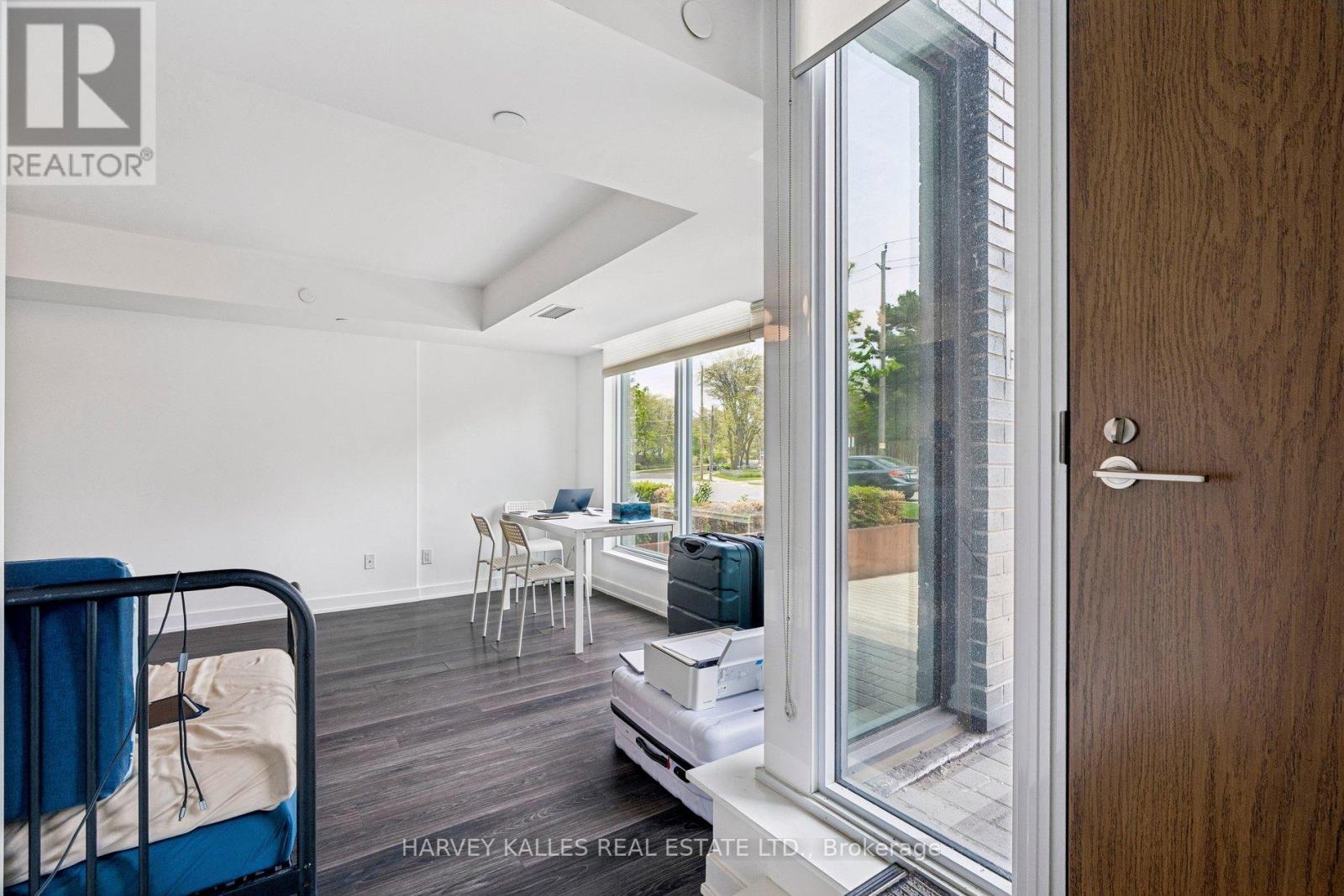 Th104 - 152 Flemington Road, Toronto, Ontario  M6A 2P3 - Photo 8 - W13196142