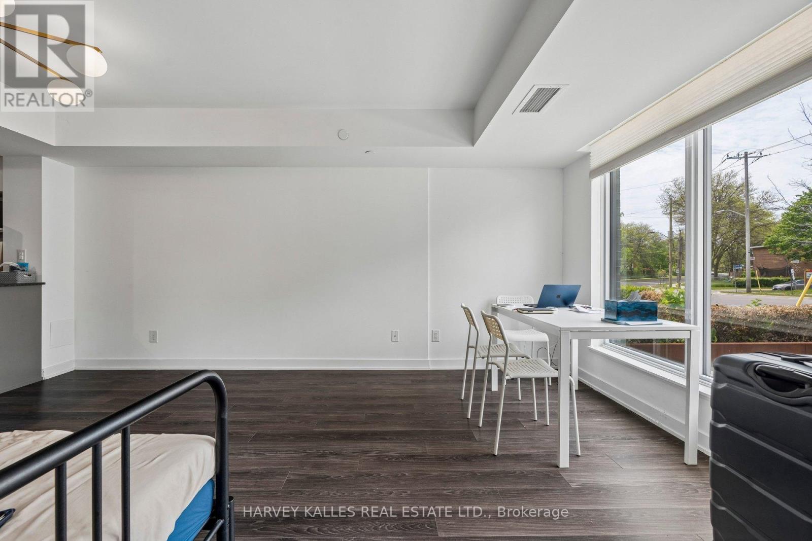 Th104 - 152 Flemington Road, Toronto, Ontario  M6A 2P3 - Photo 9 - W13196142