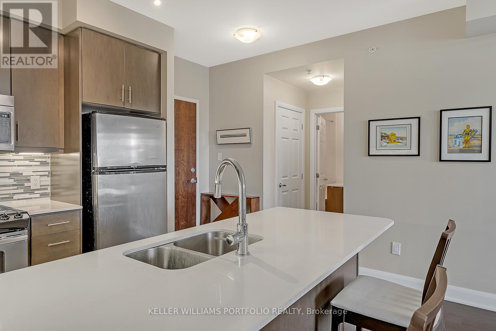 304 - 2480 Prince Michael Drive, Oakville, Ontario  L6H 0H1 - Photo 11 - W13196158