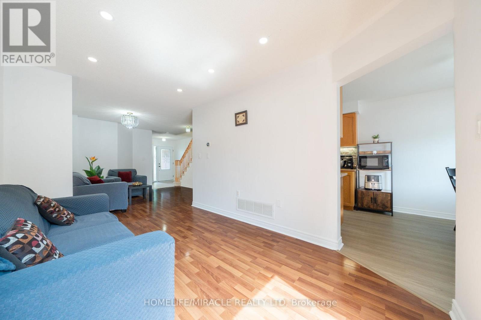 93 Brickyard Way, Brampton, Ontario  L6V 4L7 - Photo 10 - W13196192