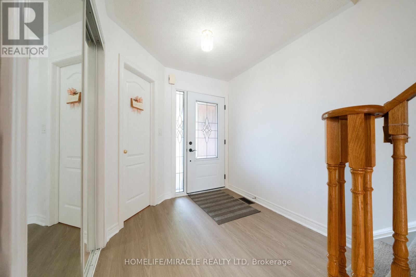 93 Brickyard Way, Brampton, Ontario  L6V 4L7 - Photo 5 - W13196192