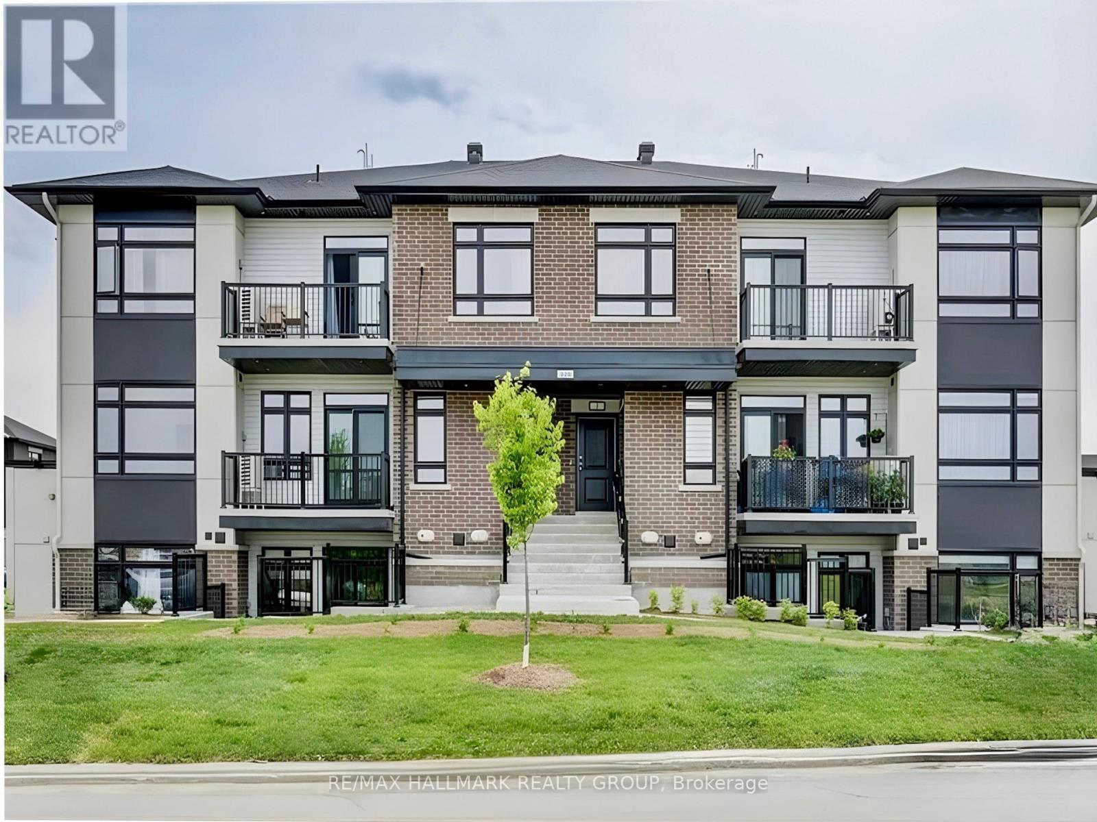 I - 300 TULUM CRESCENT, Ottawa, Ontario