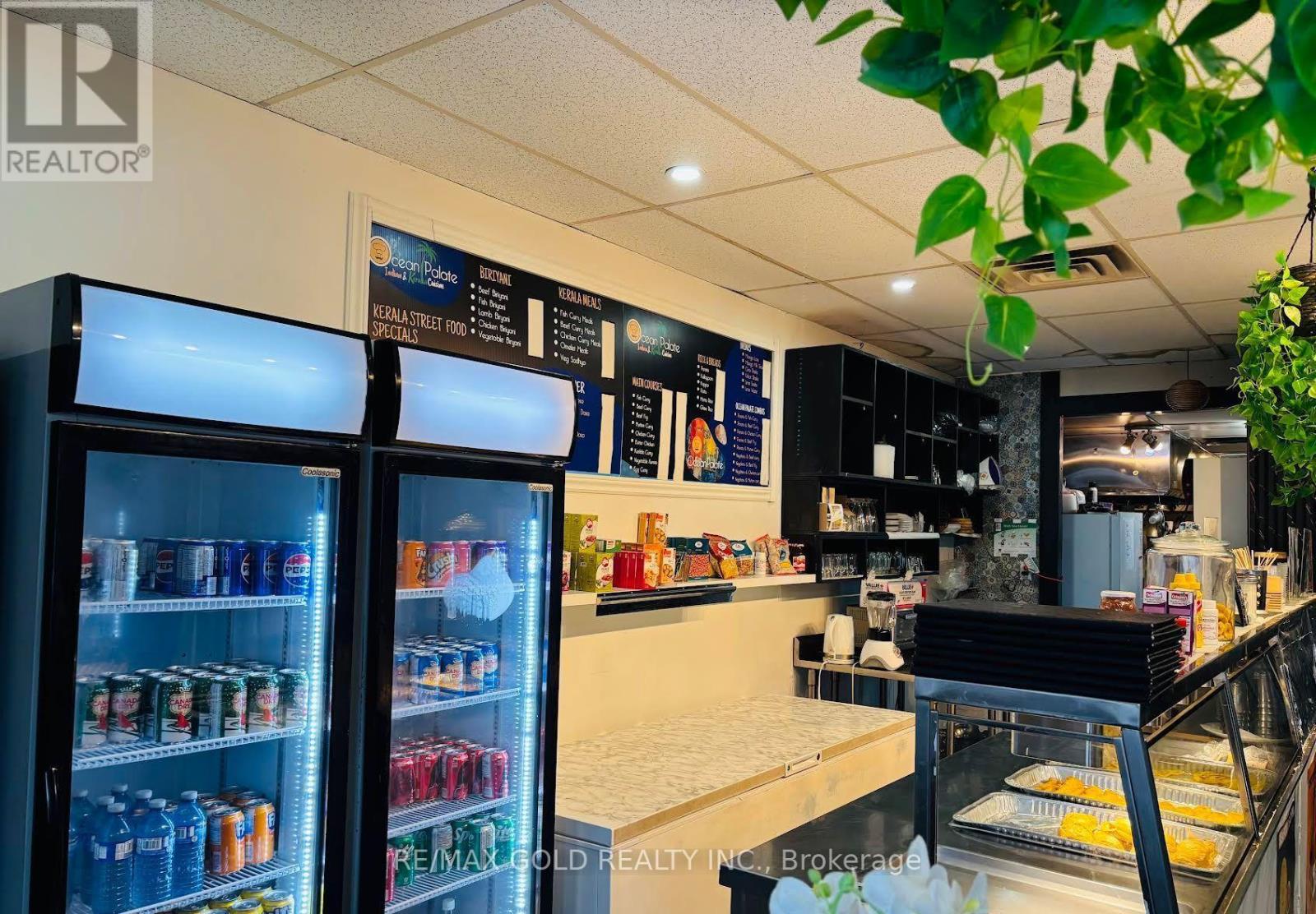 2732 Barton Street E, Hamilton, Ontario  L8E 4M6 - Photo 4 - X13195604