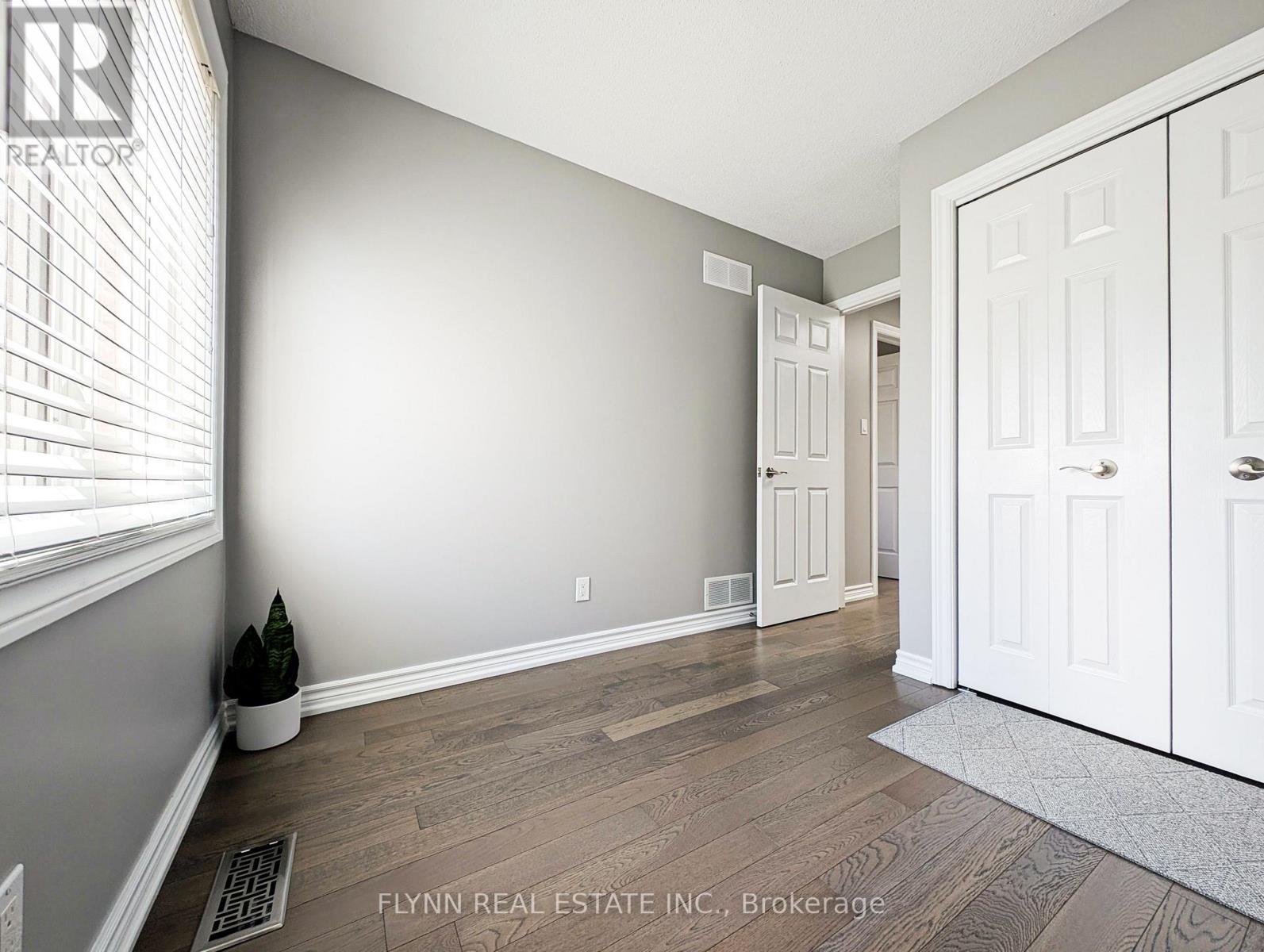 6 - 5150 Dorchester Road, Niagara Falls, Ontario  L2E 7H2 - Photo 11 - X13195630