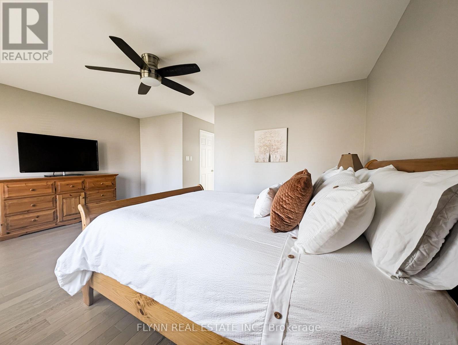 6 - 5150 Dorchester Road, Niagara Falls, Ontario  L2E 7H2 - Photo 14 - X13195630