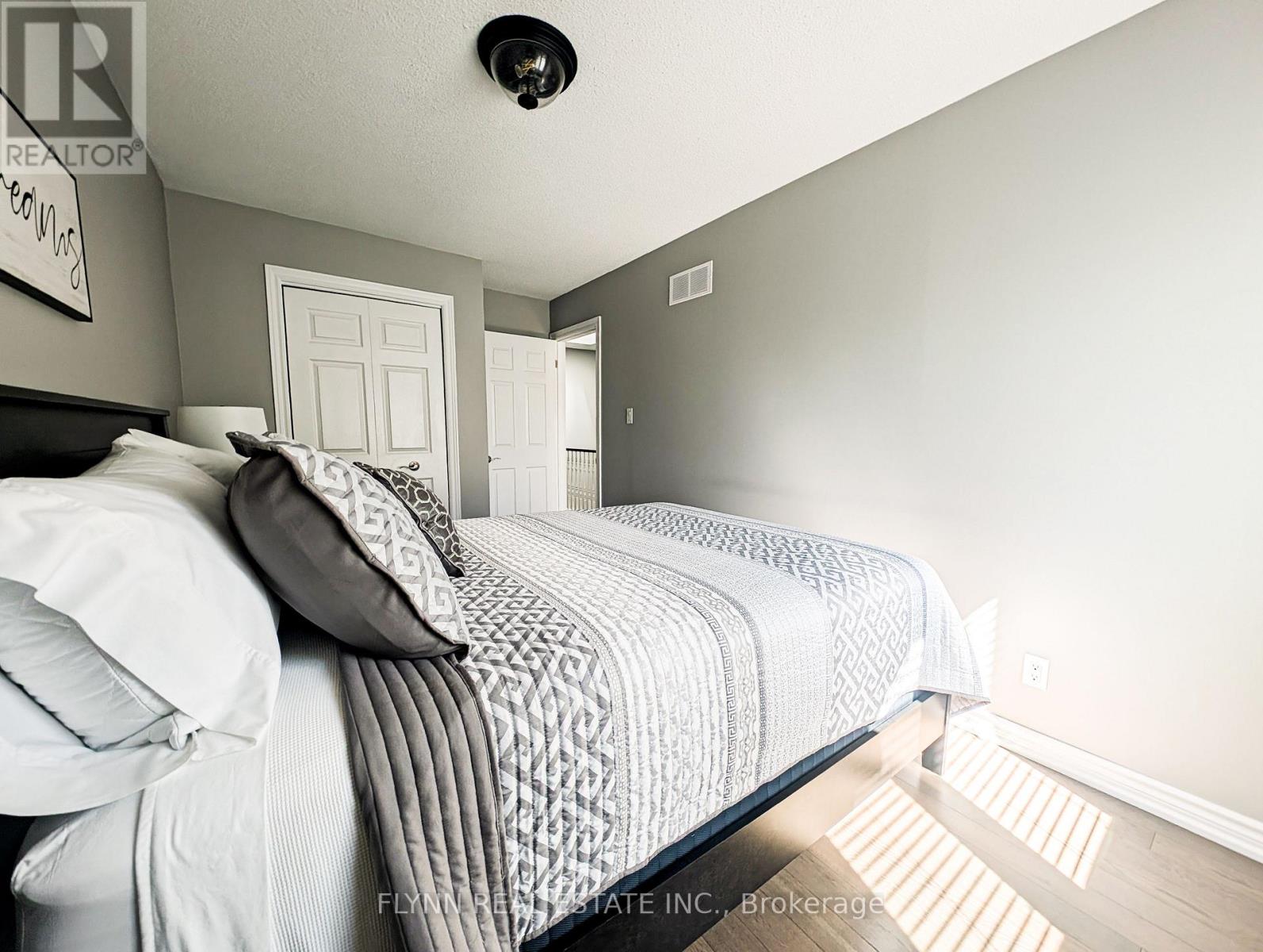 6 - 5150 Dorchester Road, Niagara Falls, Ontario  L2E 7H2 - Photo 8 - X13195630