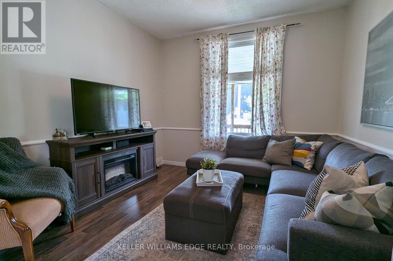 209 Glendale Avenue N, Hamilton, Ontario  L8L 7K2 - Photo 5 - X13195632