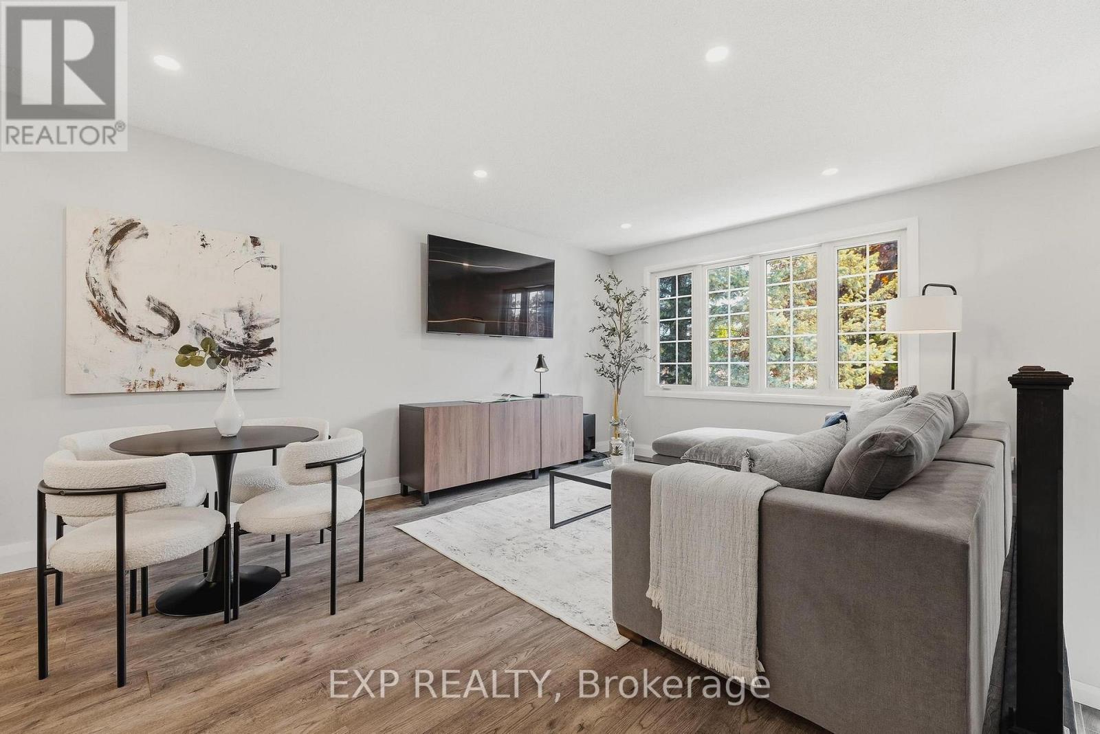 62 Bechtel Drive, Kitchener, Ontario  N2P 1S8 - Photo 2 - X13195724