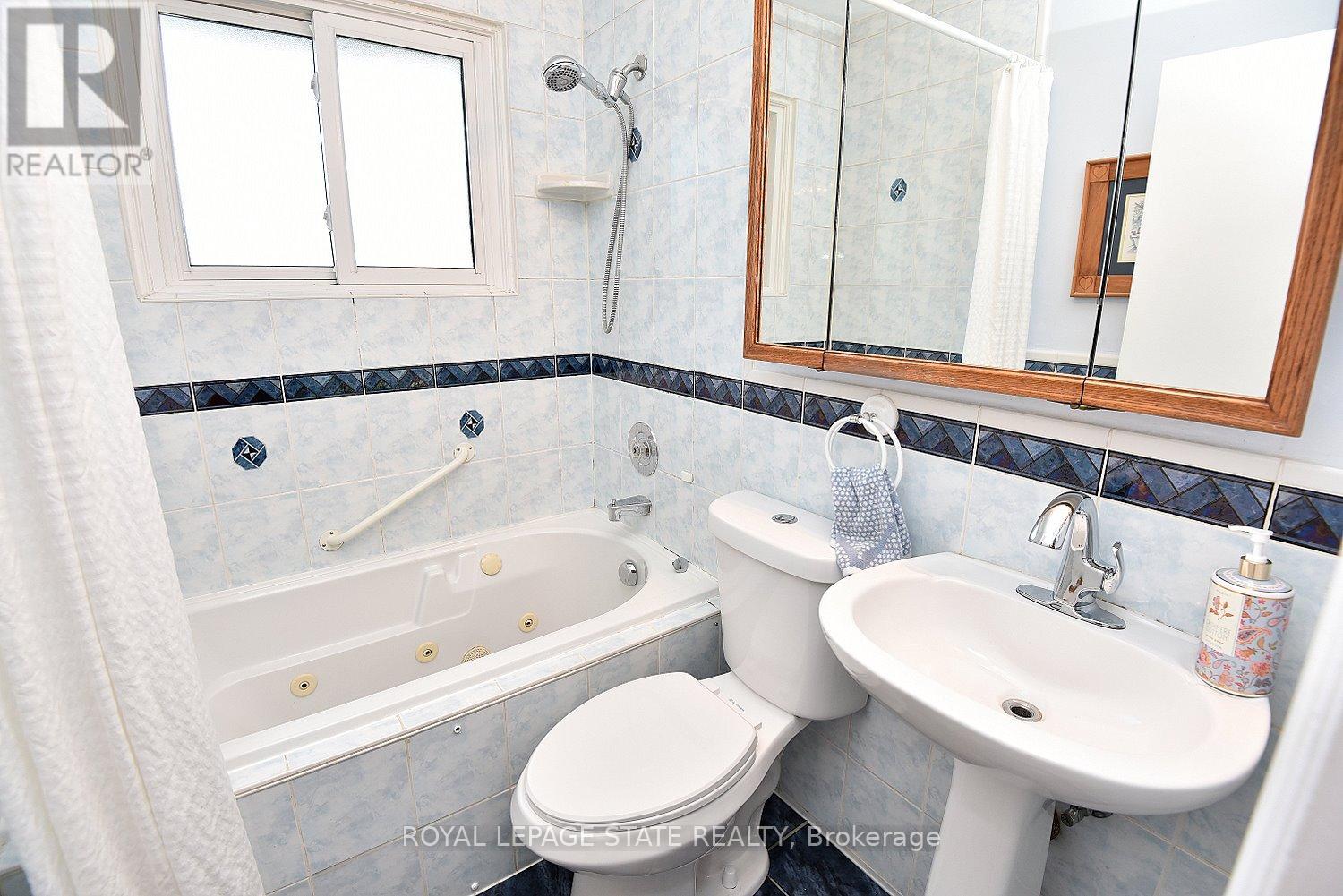 10 Alderney Avenue, Hamilton, Ontario  L9A 2A5 - Photo 26 - X13196232