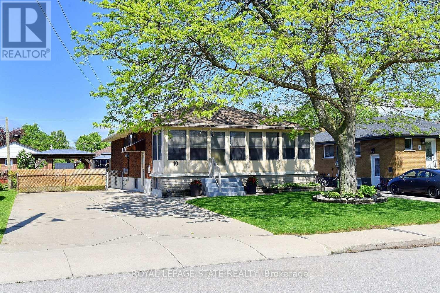 10 Alderney Avenue, Hamilton, Ontario  L9A 2A5 - Photo 3 - X13196232