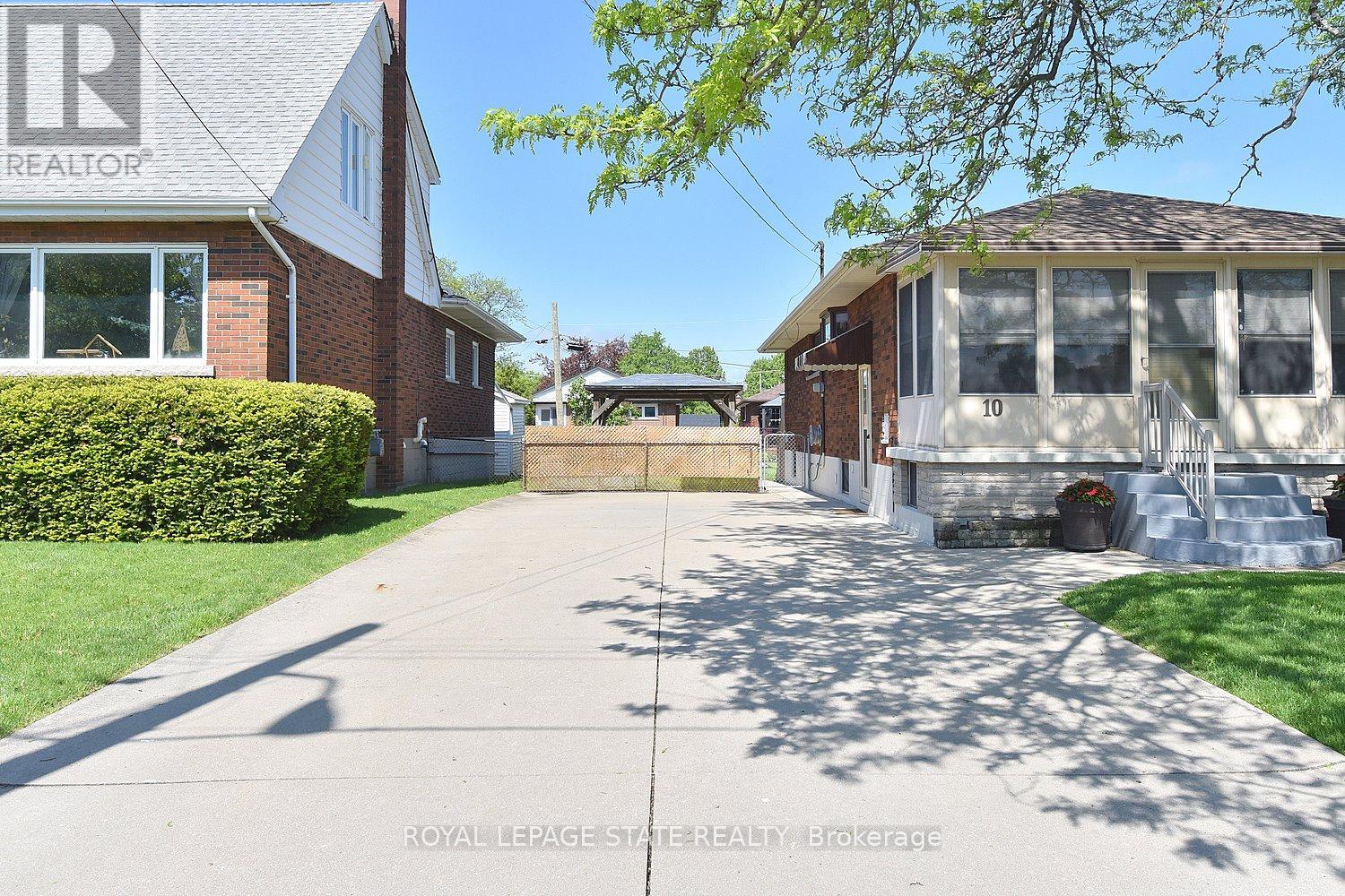10 Alderney Avenue, Hamilton, Ontario  L9A 2A5 - Photo 5 - X13196232