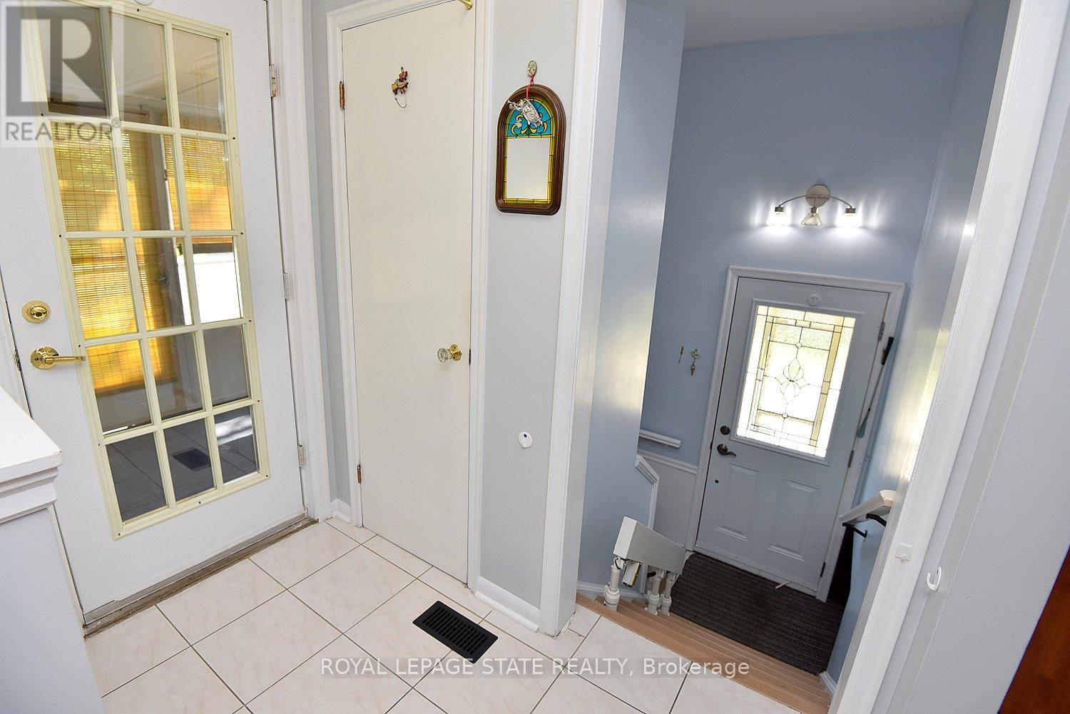 10 Alderney Avenue, Hamilton, Ontario  L9A 2A5 - Photo 7 - X13196232
