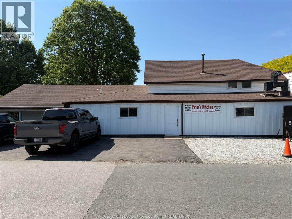 6500 Main Street, Comber, Ontario N0P 1J0 - Photo 2 - 26012353