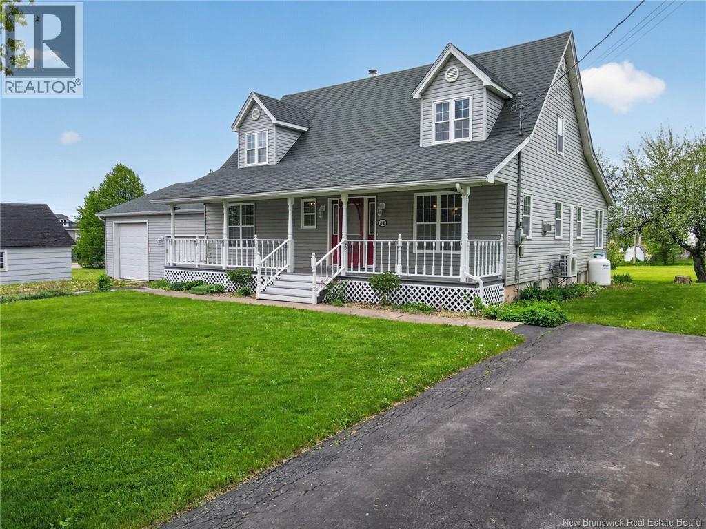 54 Peter Street, Salisbury, New Brunswick  E4J 2N9 - Photo 2 - NB140491