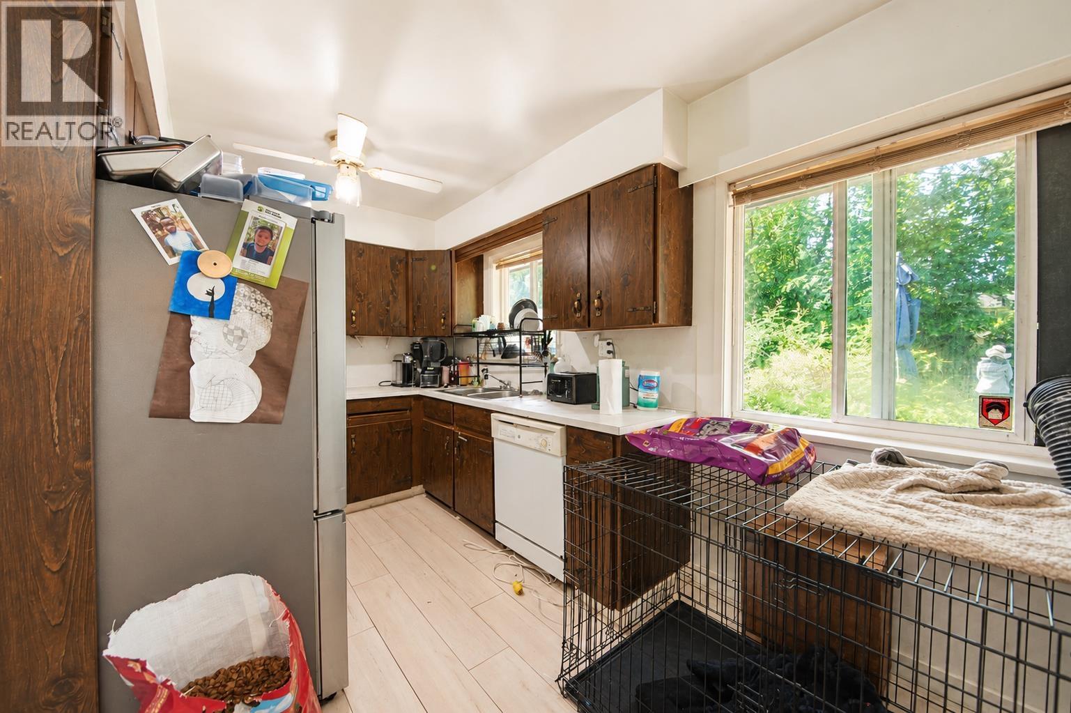 2148 Central Avenue, Port Coquitlam, British Columbia V3C 1V5 - Photo 10 - R3128408