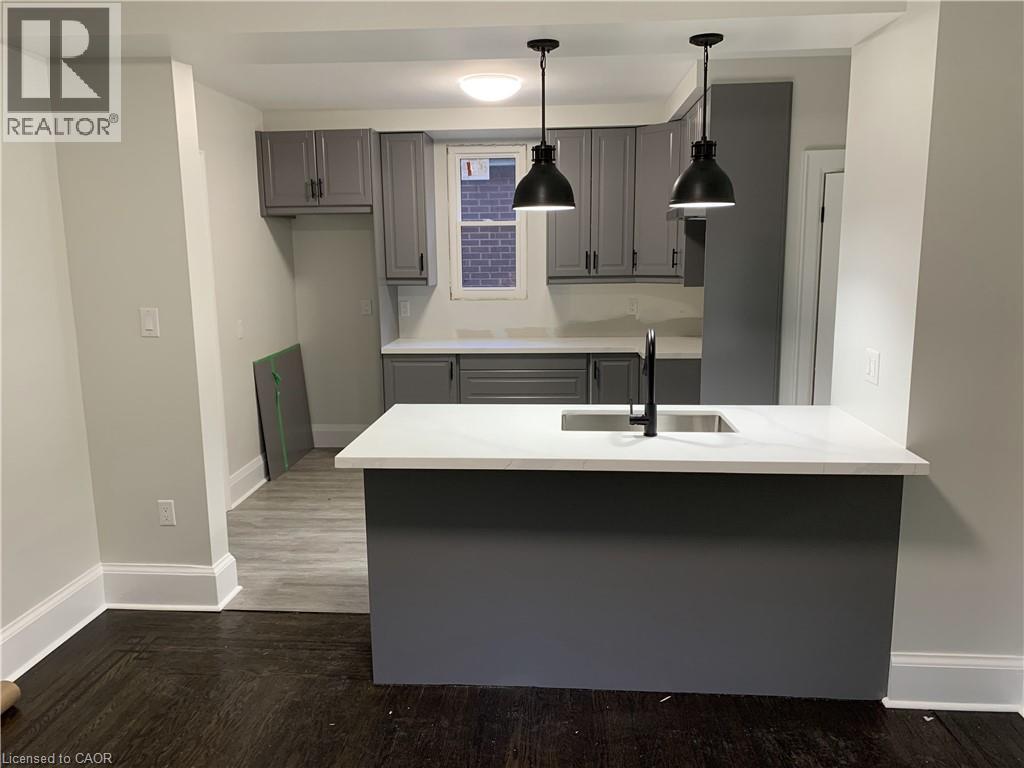 21 Haddon Avenue S, Hamilton, Ontario  L8S 1X5 - Photo 3 - 40834100