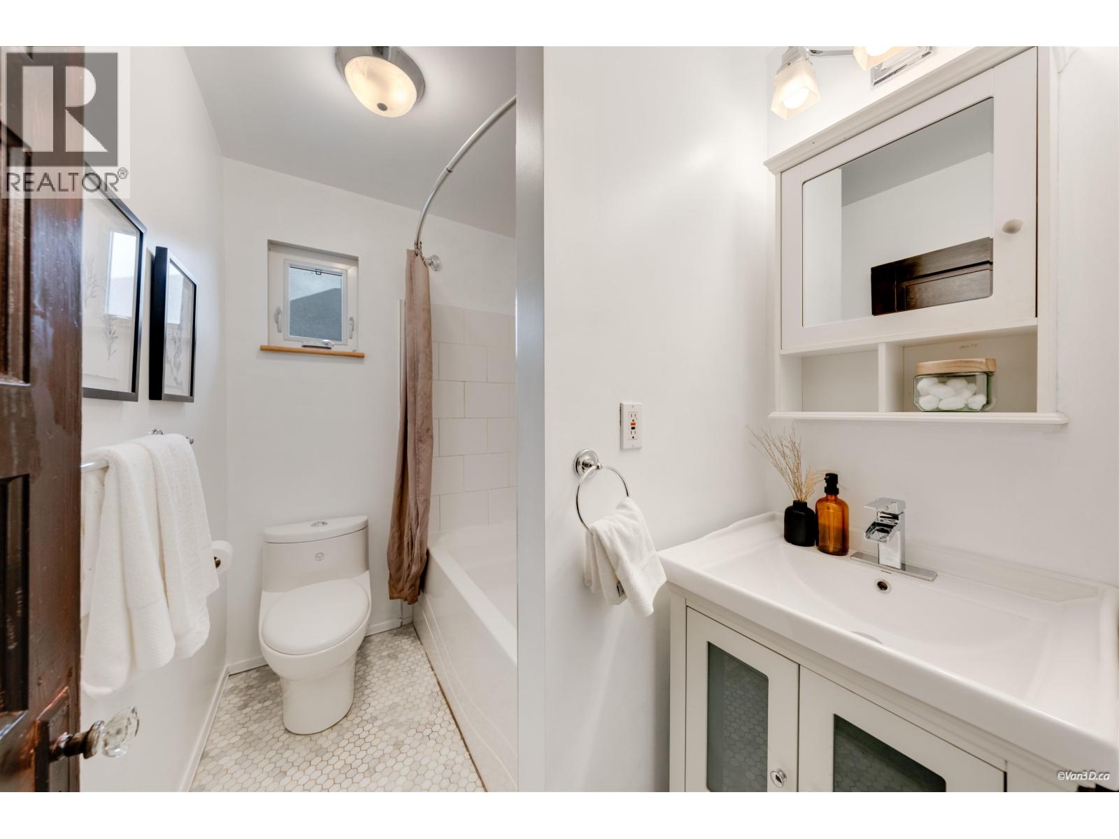 3740 Lanark Street, Vancouver, British Columbia  V5N 3R7 - Photo 24 - R3128104