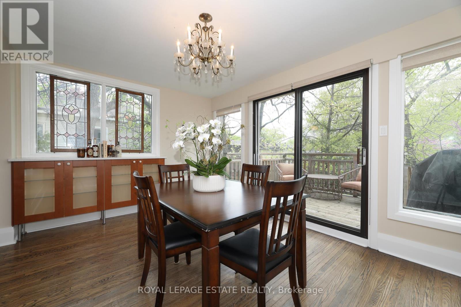 27 Sycamore Place, Toronto, Ontario  M4E 1K3 - Photo 18 - E13168152