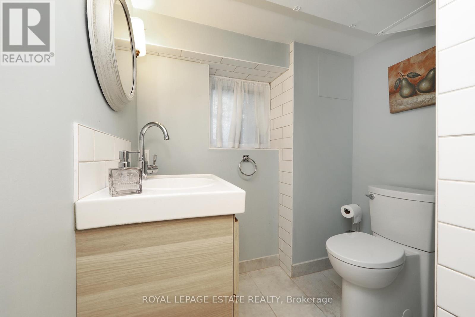 27 Sycamore Place, Toronto, Ontario  M4E 1K3 - Photo 31 - E13168152