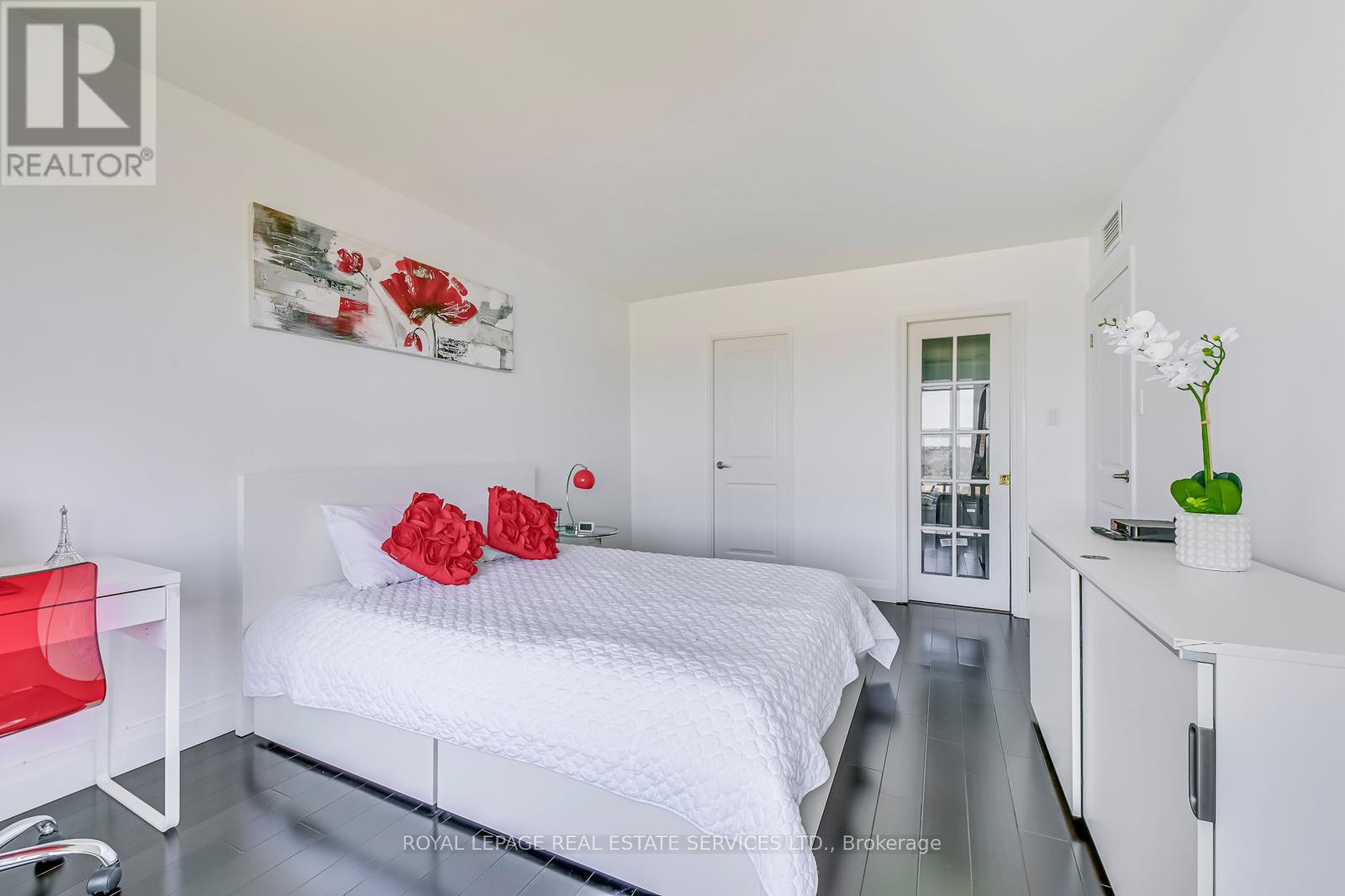 1607 - 2045 Lake Shore Boulevard W, Toronto, Ontario  M8V 2Z6 - Photo 18 - W12867042