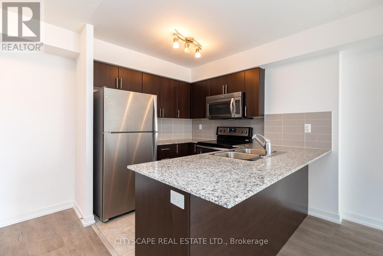 2307 - 1410 Dupont Street, Toronto, Ontario  M6H 2A6 - Photo 5 - W13164630