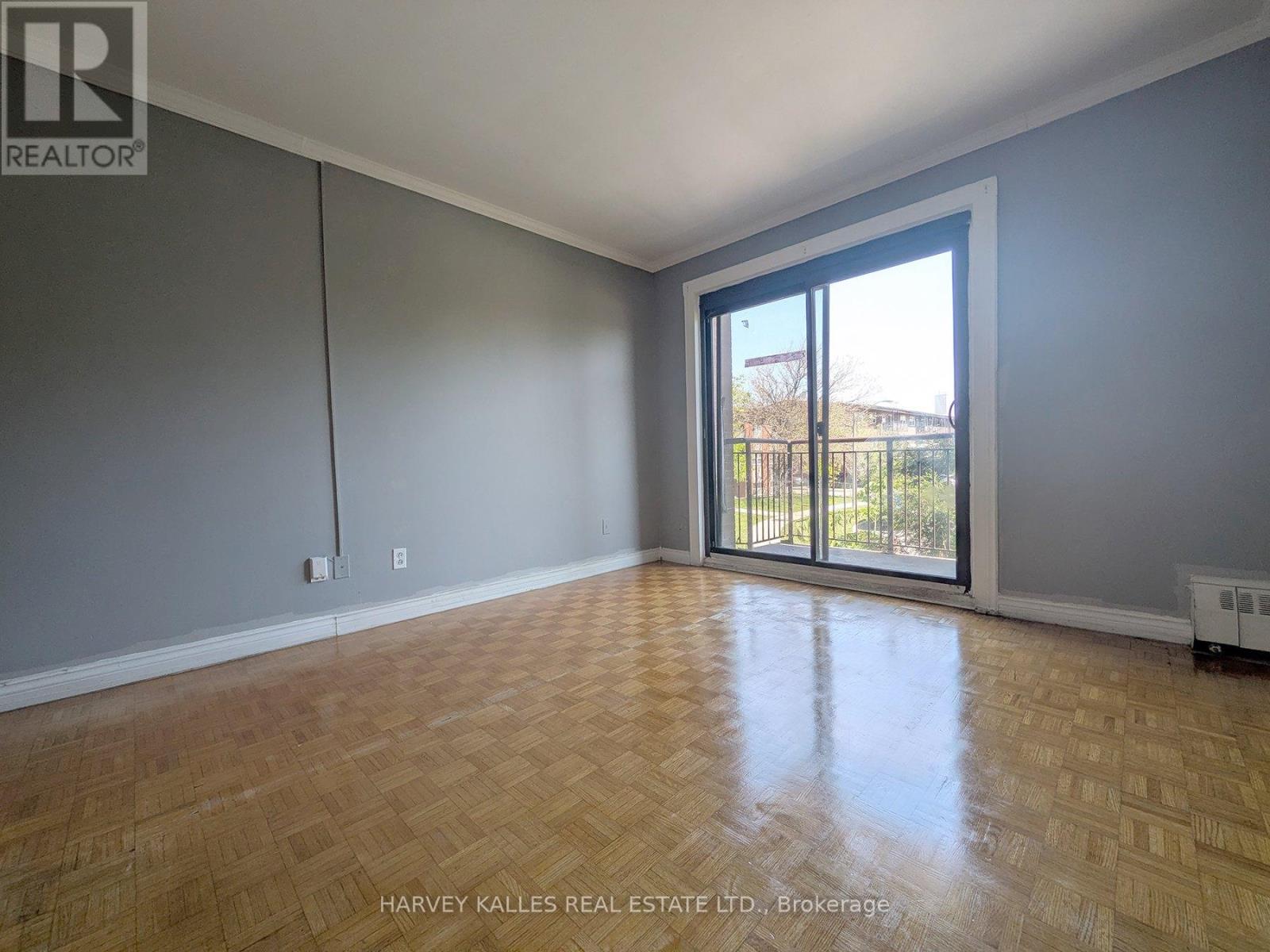 203 - 80 Blackfriar Avenue, Toronto, Ontario  M9R 3S9 - Photo 4 - W13195794